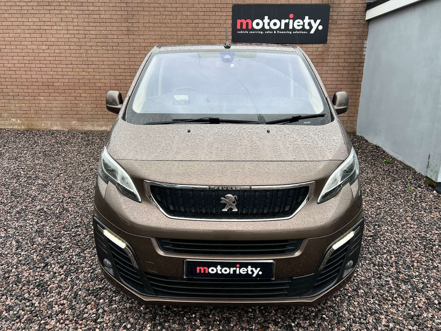 Used Peugeot Traveller 2018 for sale - 77274330: Photo 11