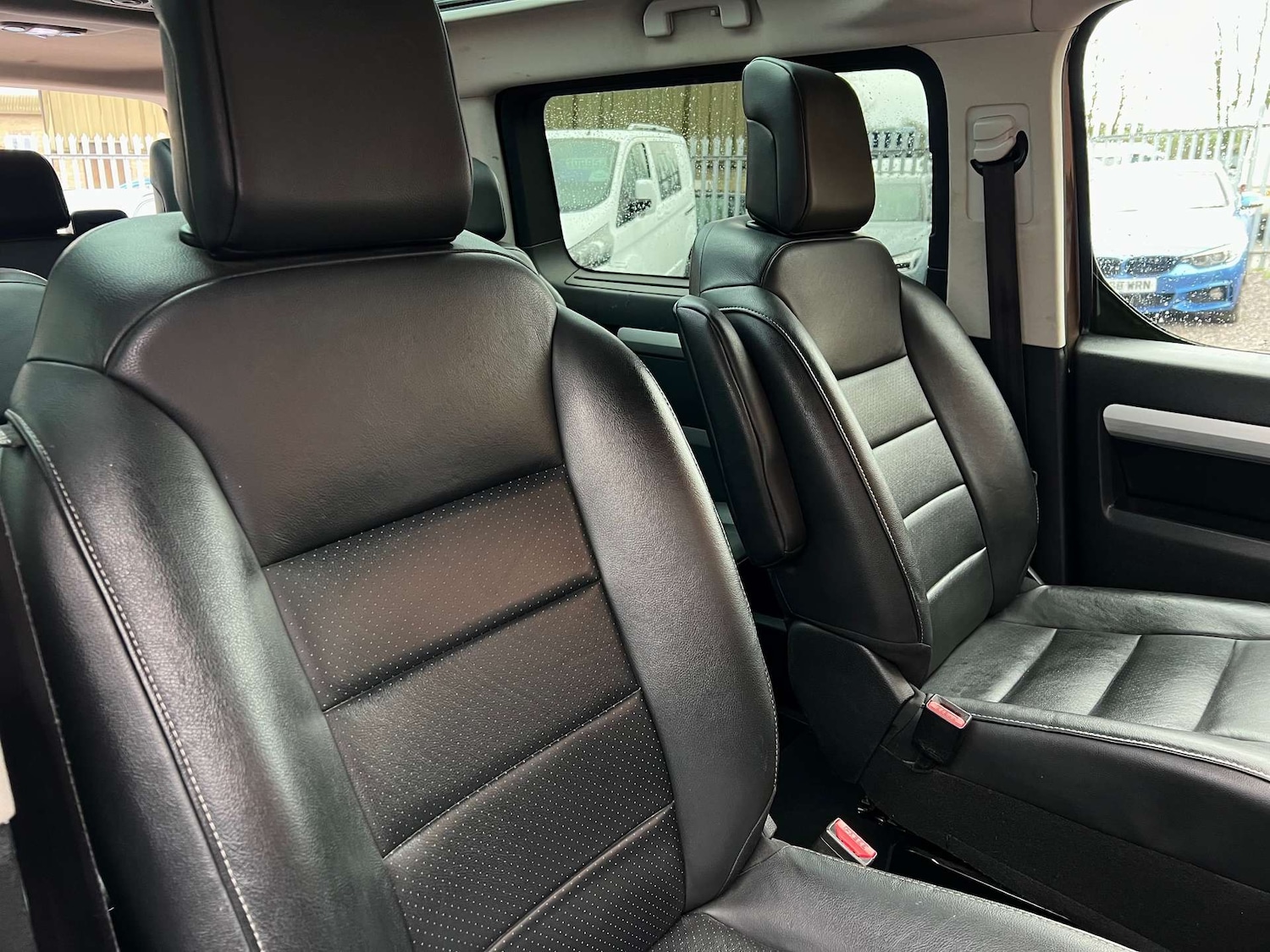 Used Peugeot Traveller 2018 for sale - 77274330: Photo 37