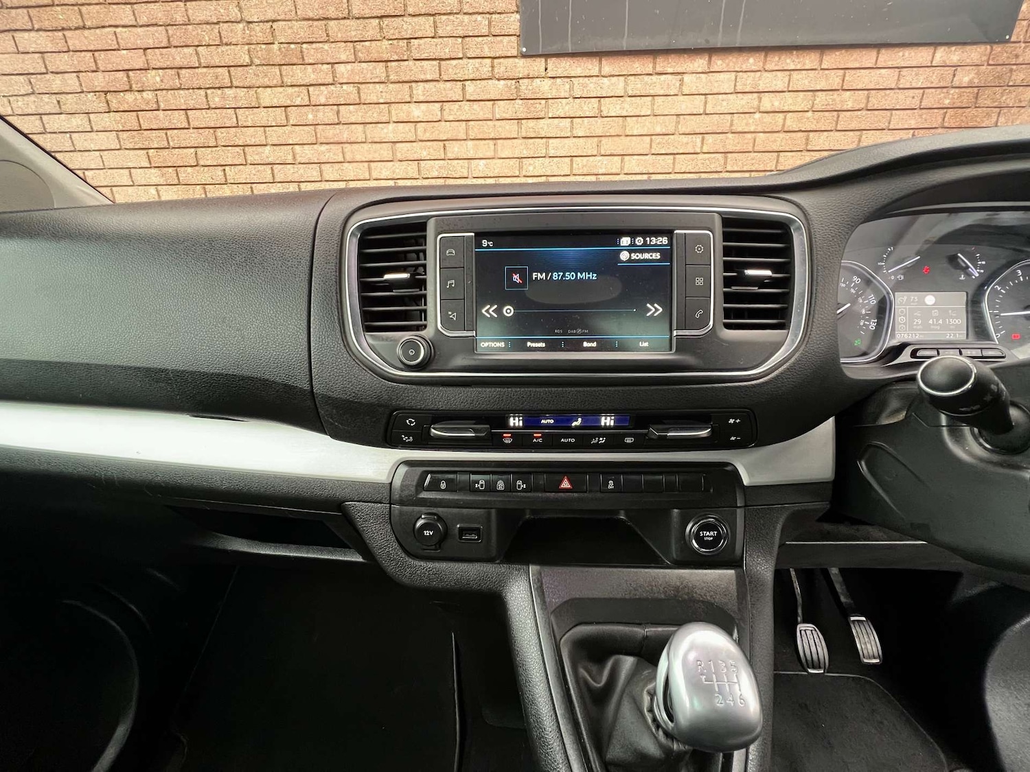 Used Peugeot Traveller 2018 for sale - 77274330: Photo 54