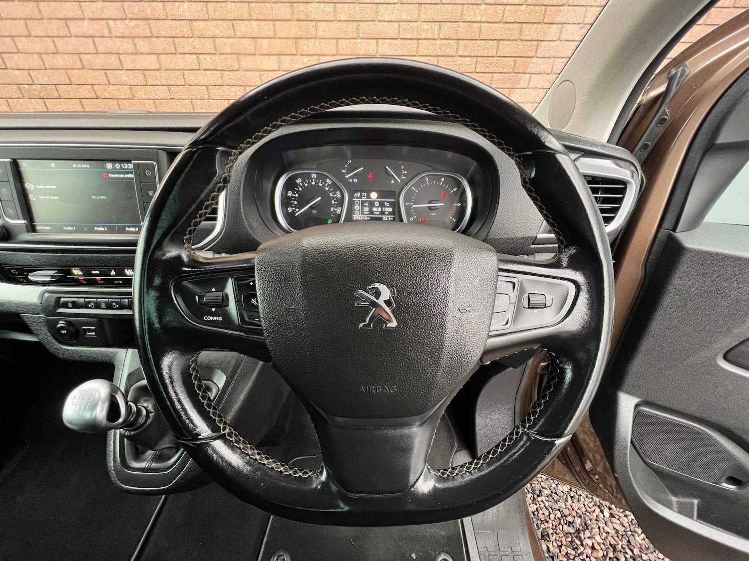 Used Peugeot Traveller 2018 for sale - 77274330: Photo 56