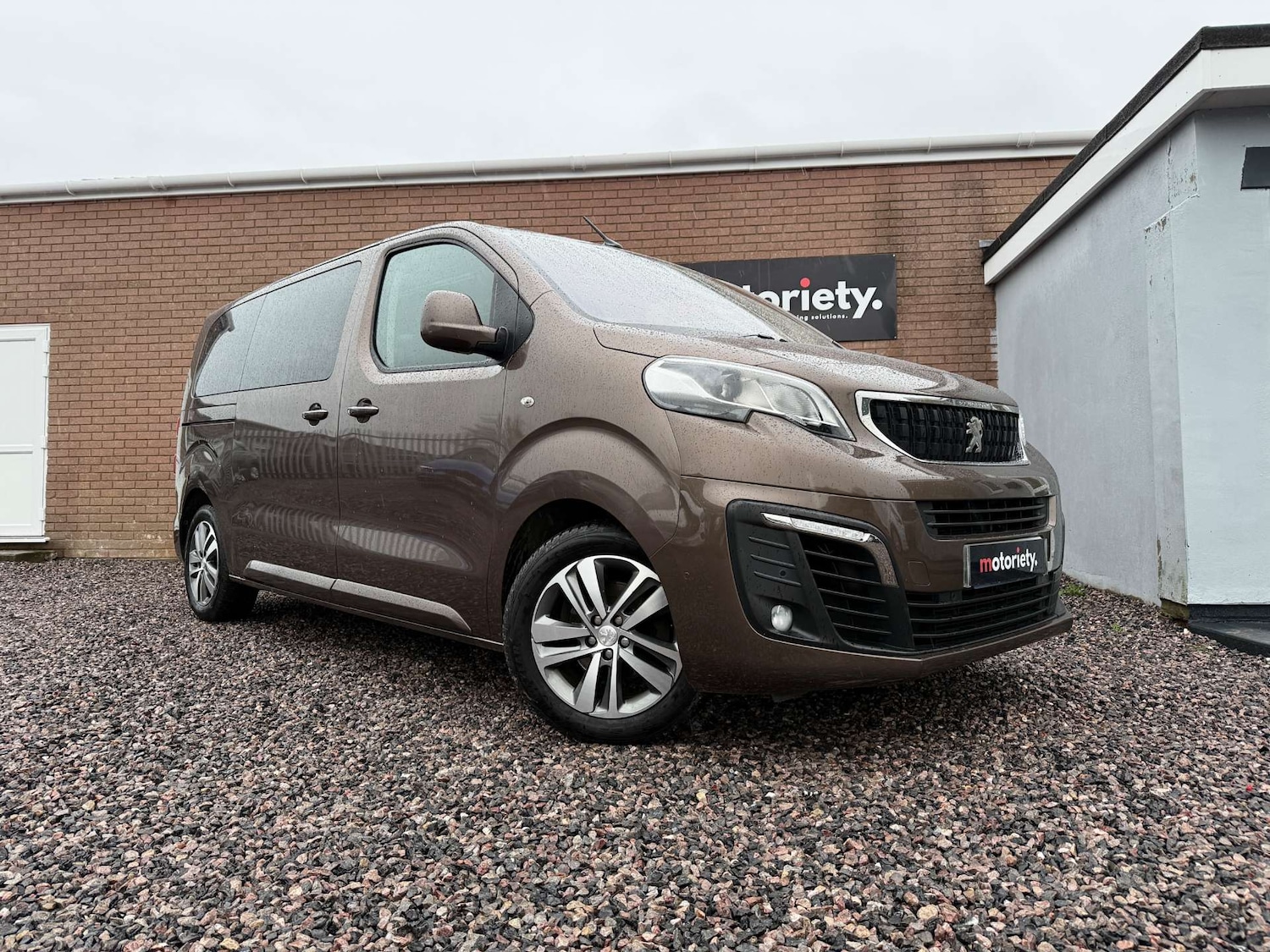 Used Peugeot Traveller 2018 for sale - 77274330: Photo 6