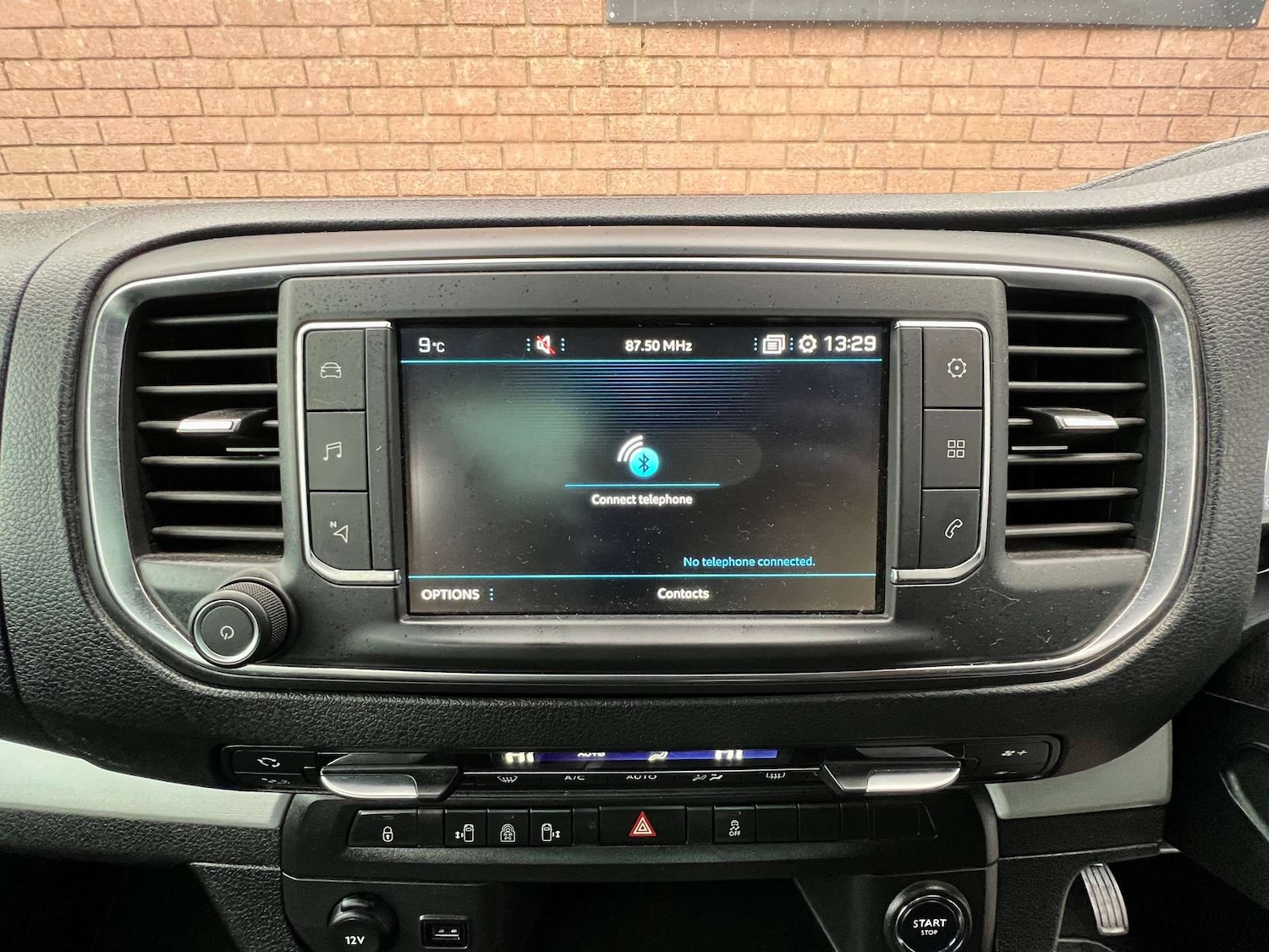 Used Peugeot Traveller 2018 for sale - 77274330: Photo 60