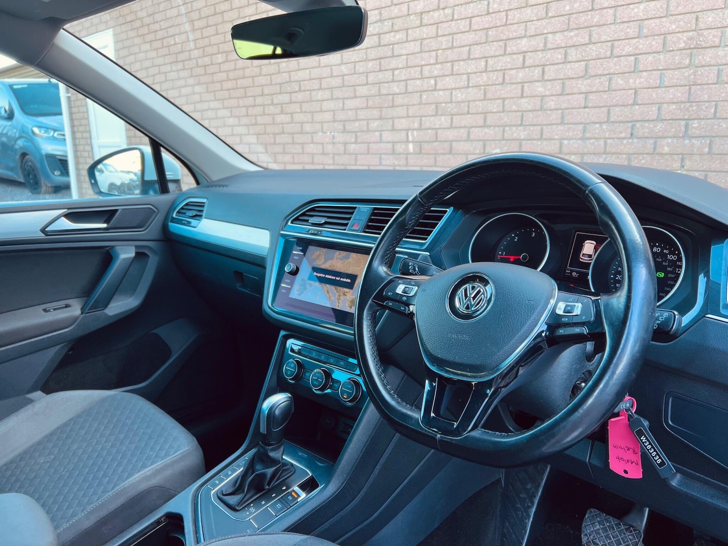 Used Volkswagen Tiguan 2020 for sale - 76282776: Photo 3