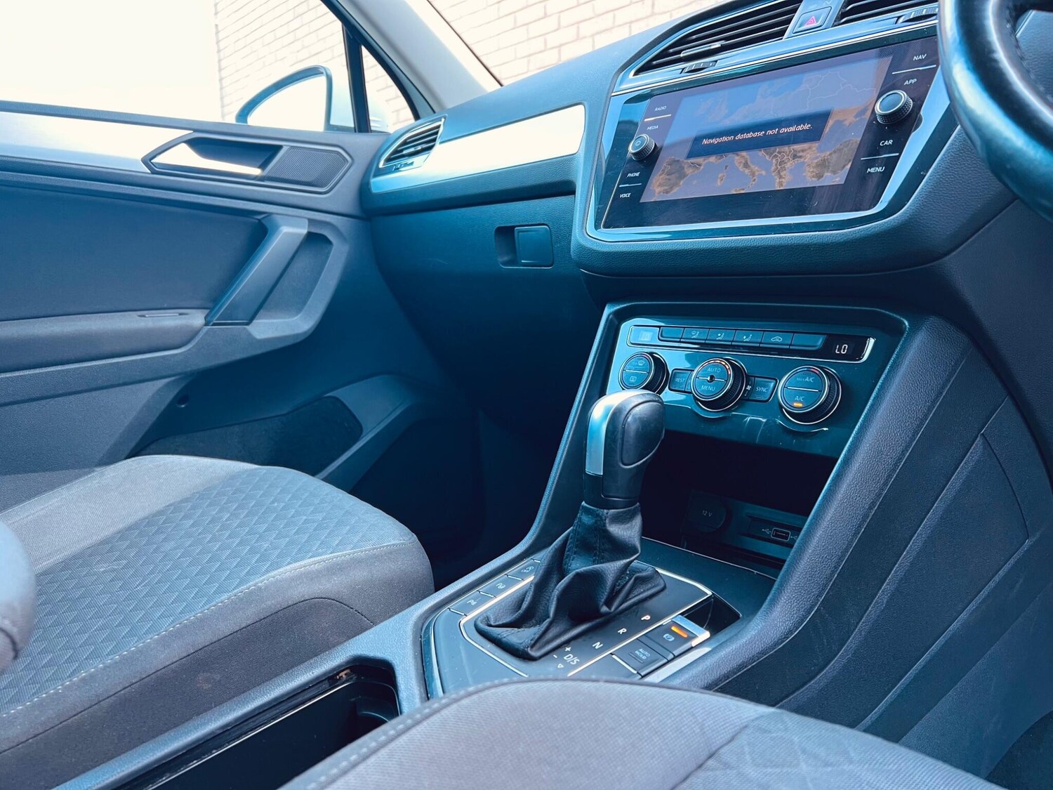 Used Volkswagen Tiguan 2020 for sale - 76282776: Photo 55