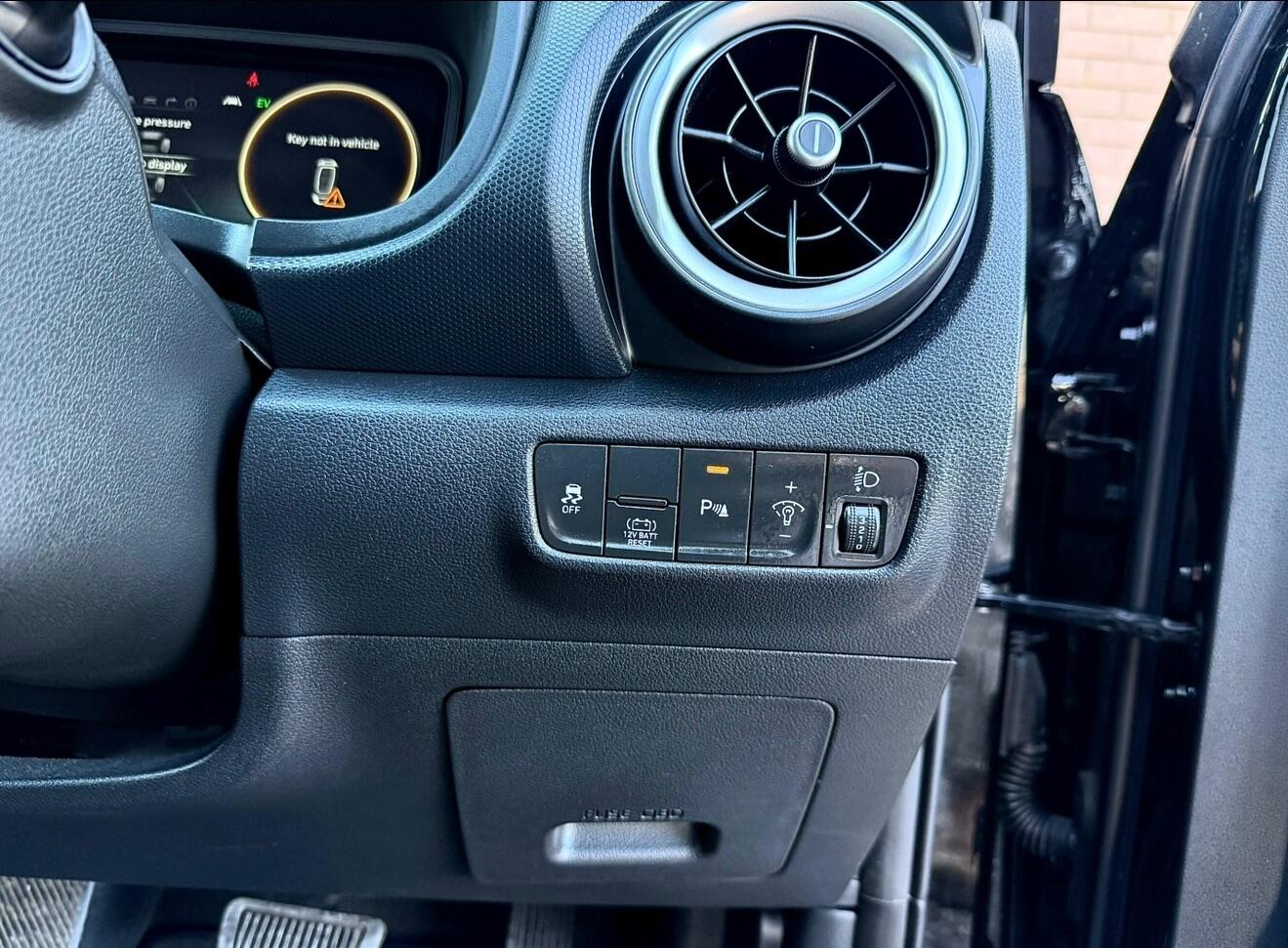 Used Hyundai KONA 2021 for sale - 77108796: Photo 67