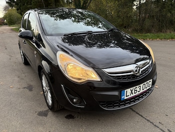 Vauxhall - Corsa