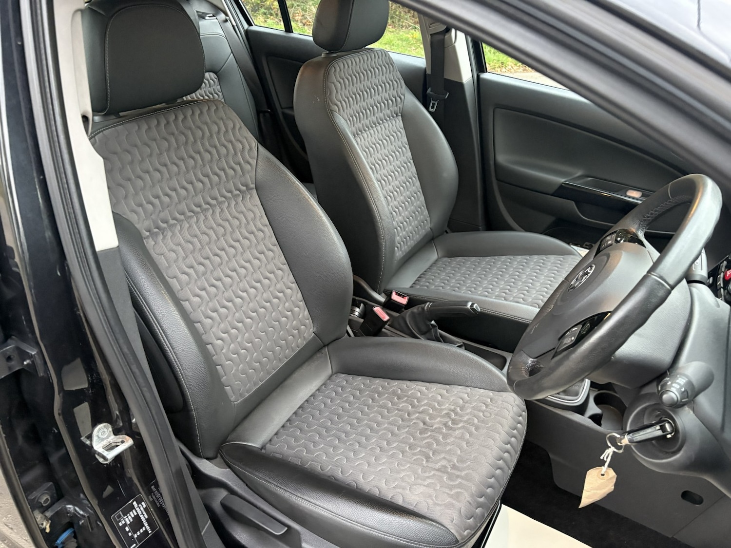 Used Vauxhall Corsa 2013 for sale - 76253017: Photo 22