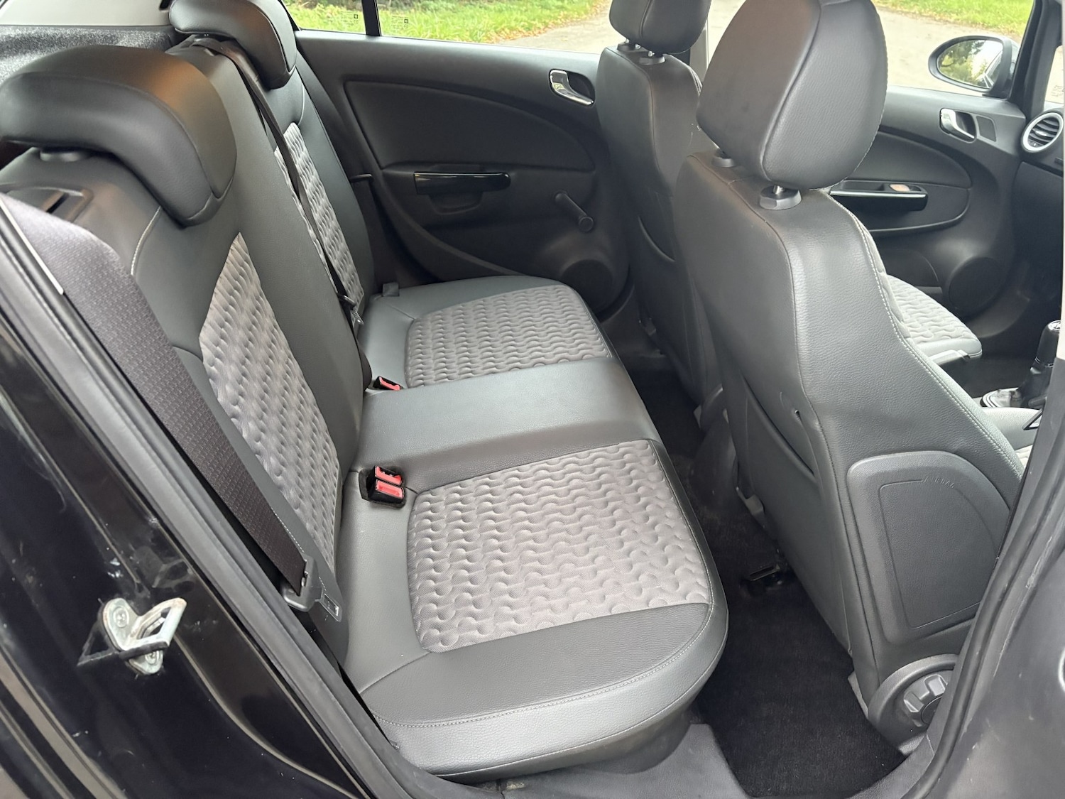 Used Vauxhall Corsa 2013 for sale - 76253017: Photo 23