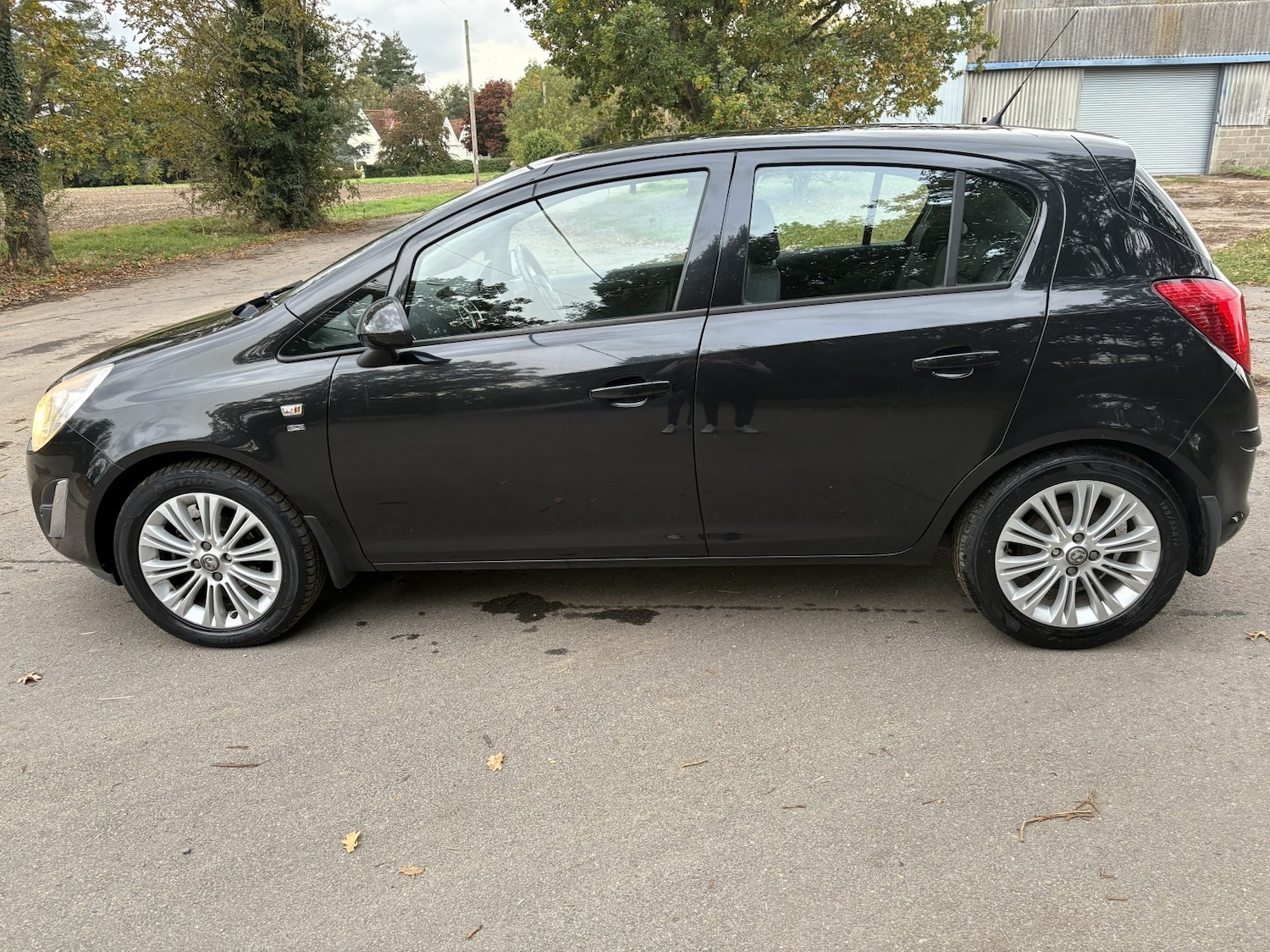 Used Vauxhall Corsa 2013 for sale - 76253017: Photo 6