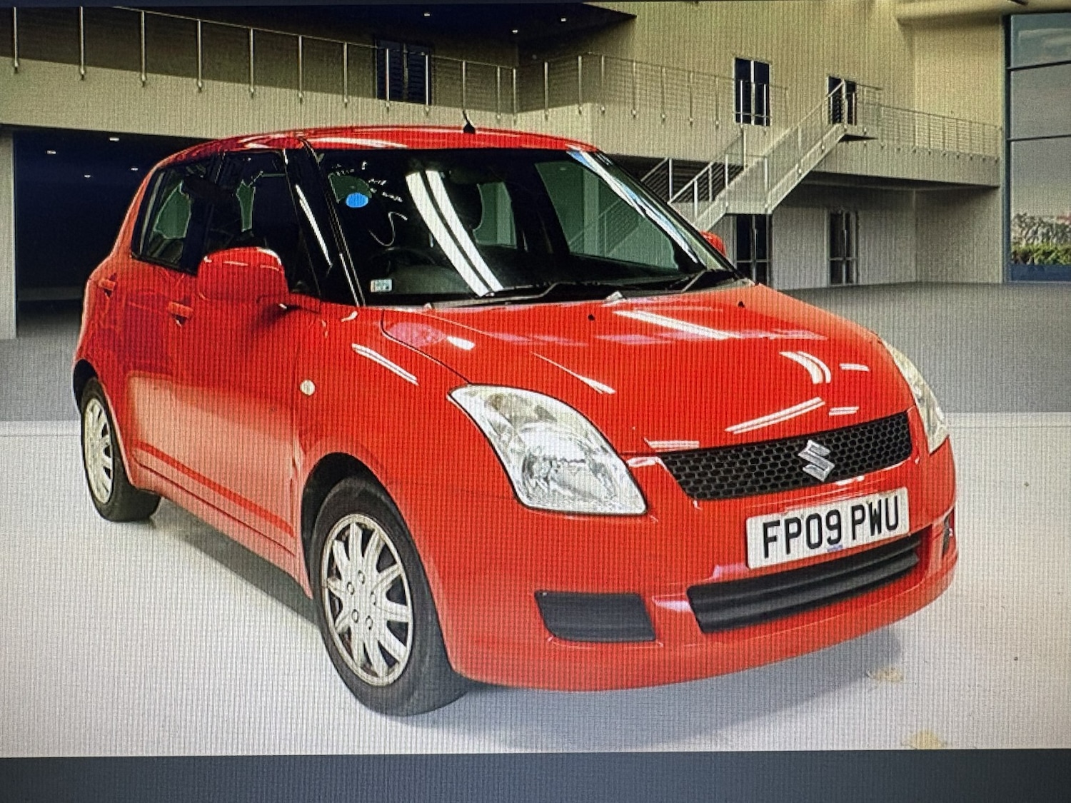 Used Suzuki Swift 2009 for sale - 76387326: Photo 1