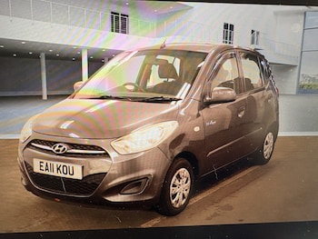 Used Hyundai i10 2011 for sale - 76497515: Photo