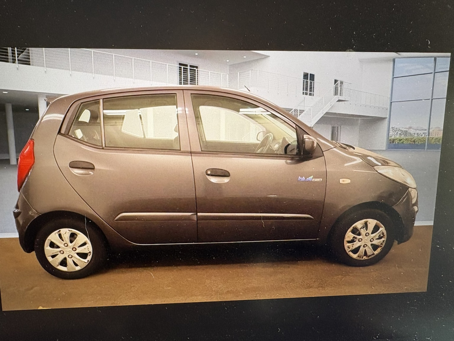 Used Hyundai i10 2011 for sale - 76497515: Photo 4