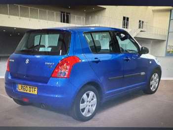 Used Suzuki Swift 2010 for sale - 75160338: Photo