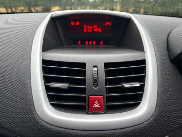Used Peugeot 207 2012 for sale - 75598741: Photo 14