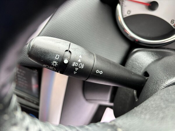 Used Peugeot 207 2012 for sale - 75598741: Photo 15