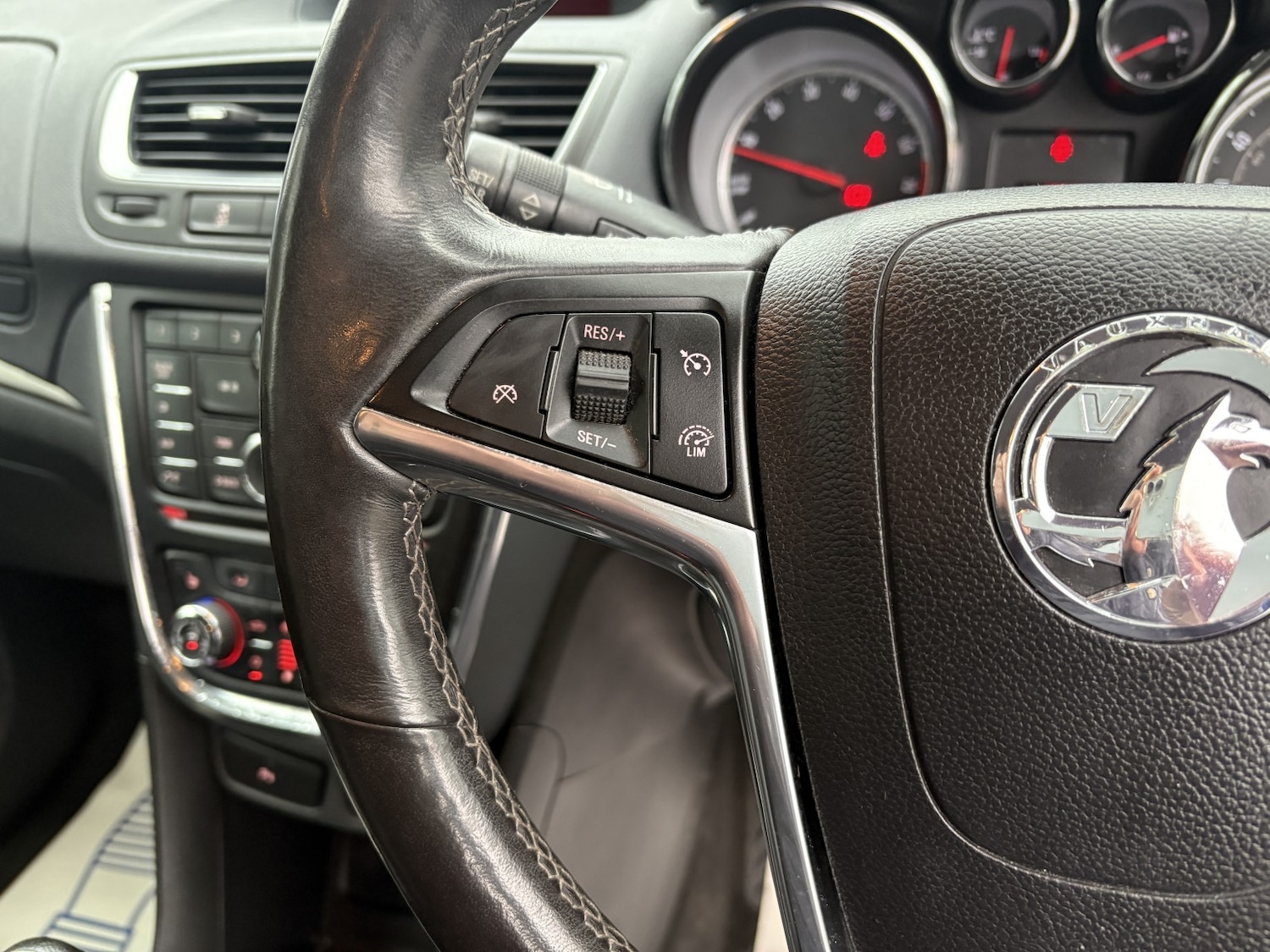 Used Vauxhall Mokka 2014 for sale - 77189211: Photo 17