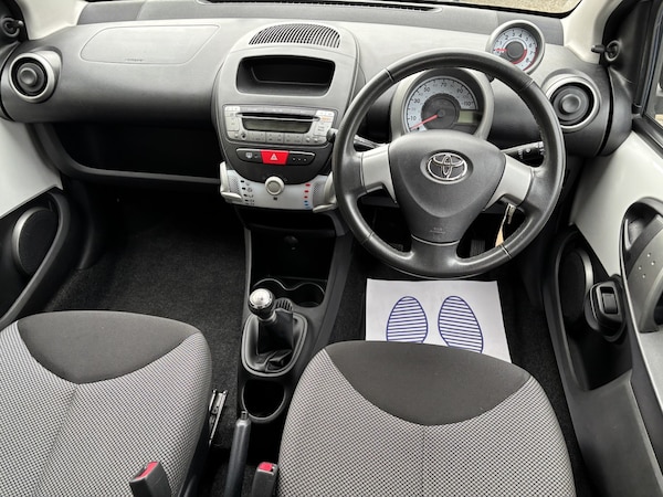 Used Toyota AYGO 2012 for sale - 76107254: Photo 10