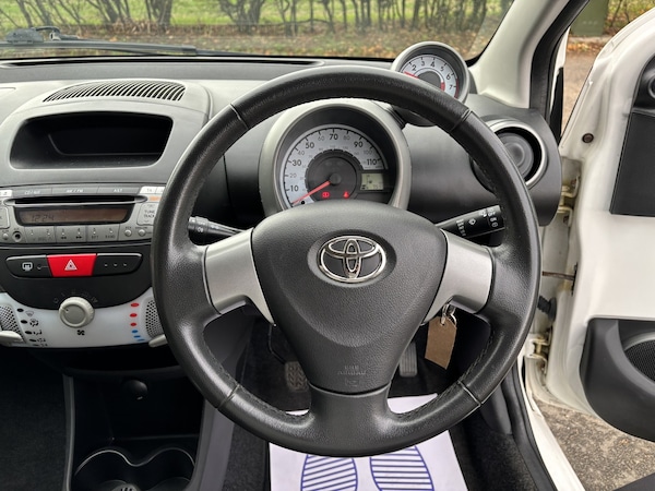Used Toyota AYGO 2012 for sale - 76107254: Photo 13