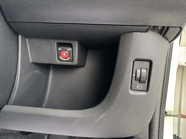 Used Toyota AYGO 2012 for sale - 76107254: Photo 18