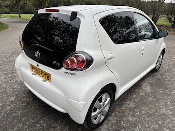 Used Toyota AYGO 2012 for sale - 76107254: Photo