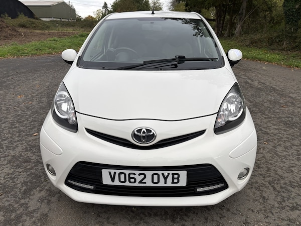 Used Toyota AYGO 2012 for sale - 76107254: Photo 8