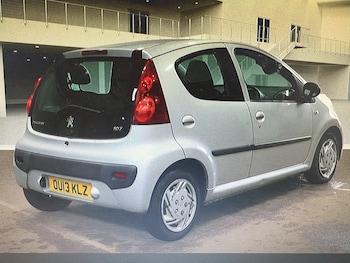 Used Peugeot 107 2013 for sale - 76107213: Photo 3