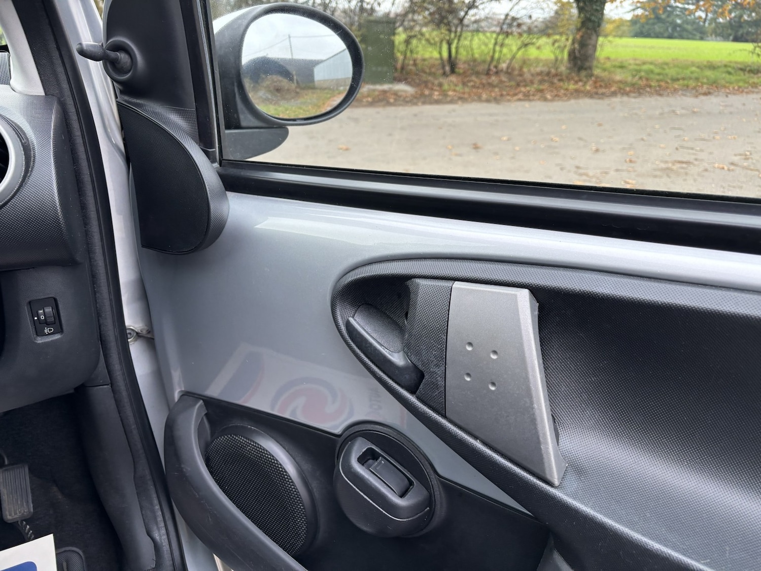 Used Peugeot 107 2012 for sale - 76924281: Photo 18