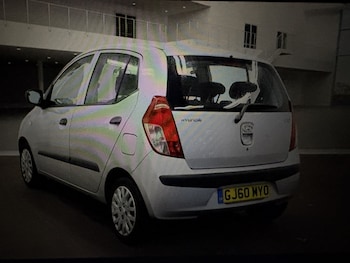 Used Hyundai i10 2010 for sale - 76430879: Photo