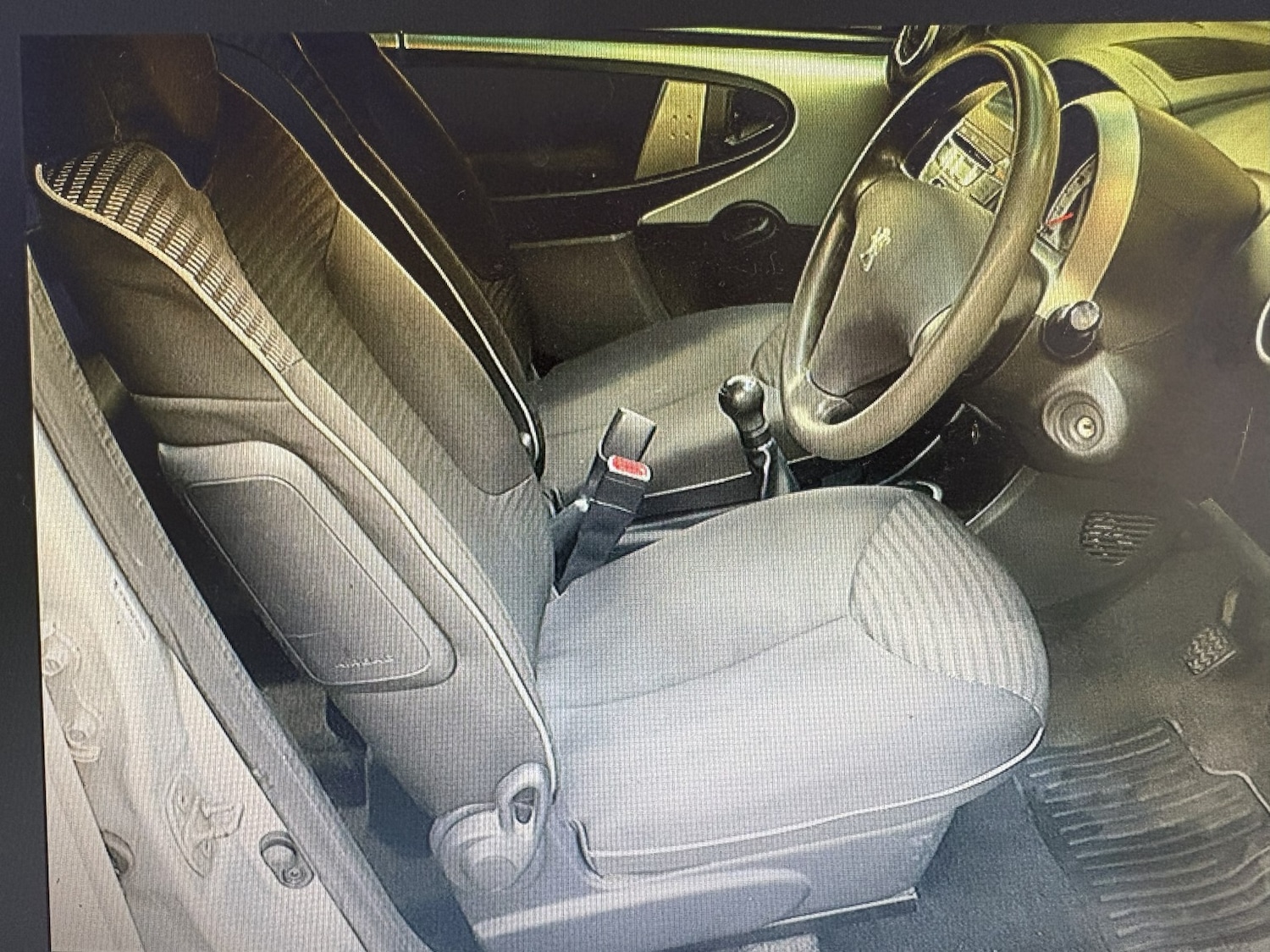 Used Peugeot 107 2012 for sale - 76471239: Photo 8