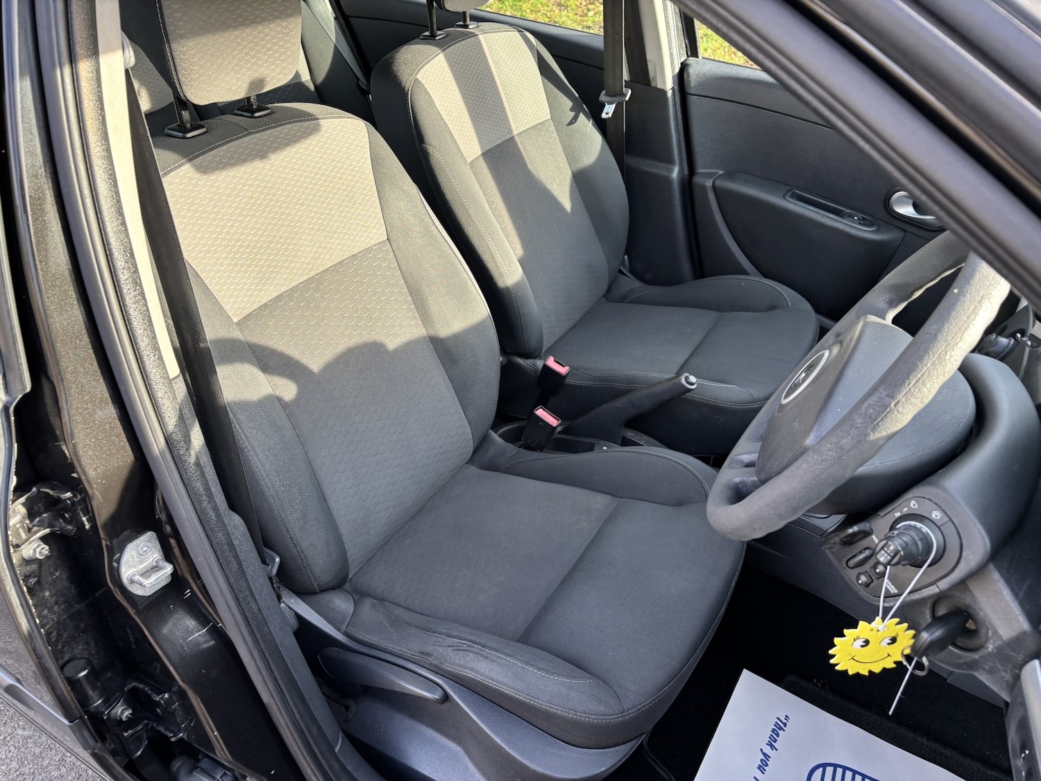 Used Renault Clio 2009 for sale - 76935319: Photo 19