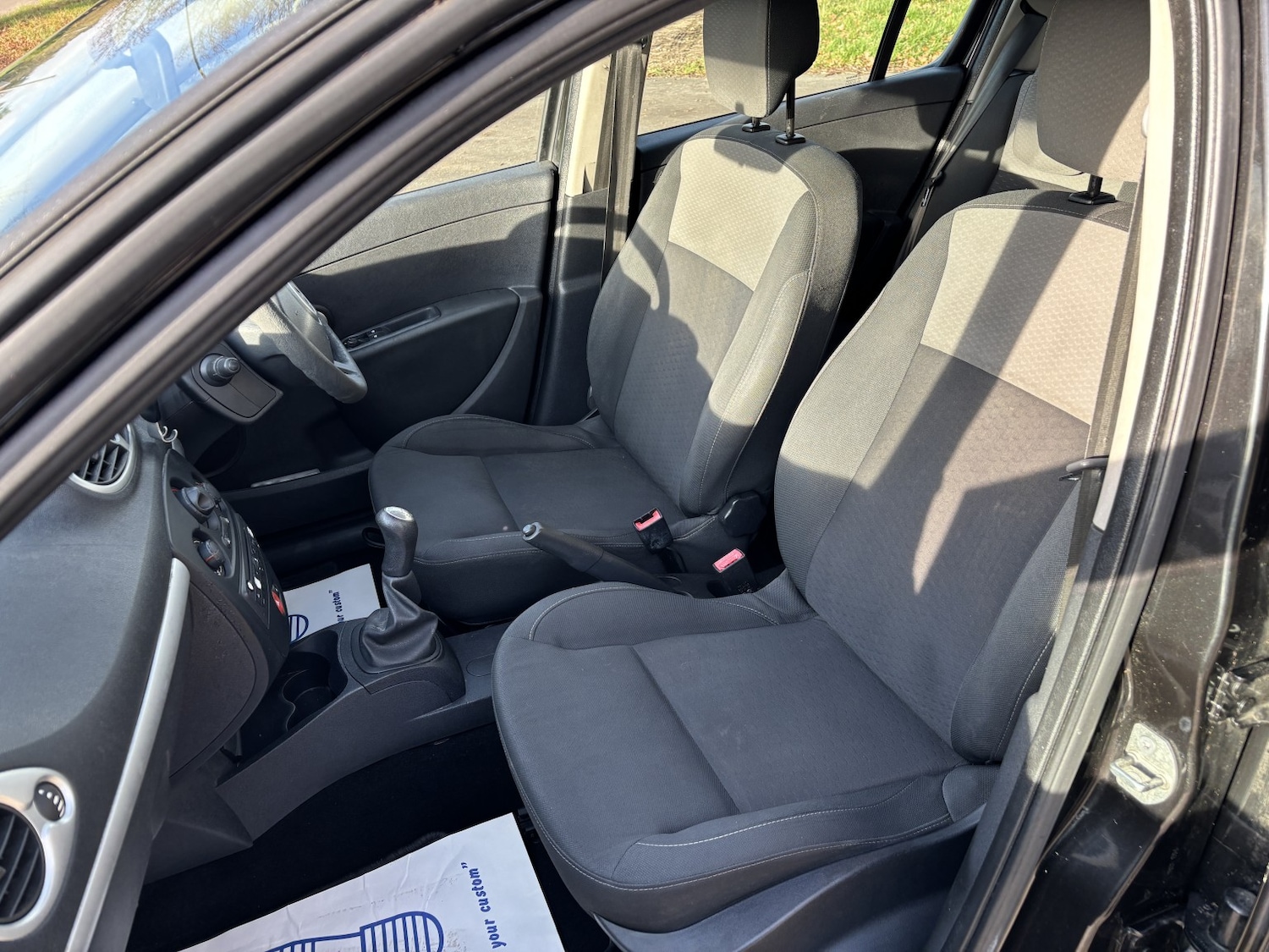 Used Renault Clio 2009 for sale - 76935319: Photo 23