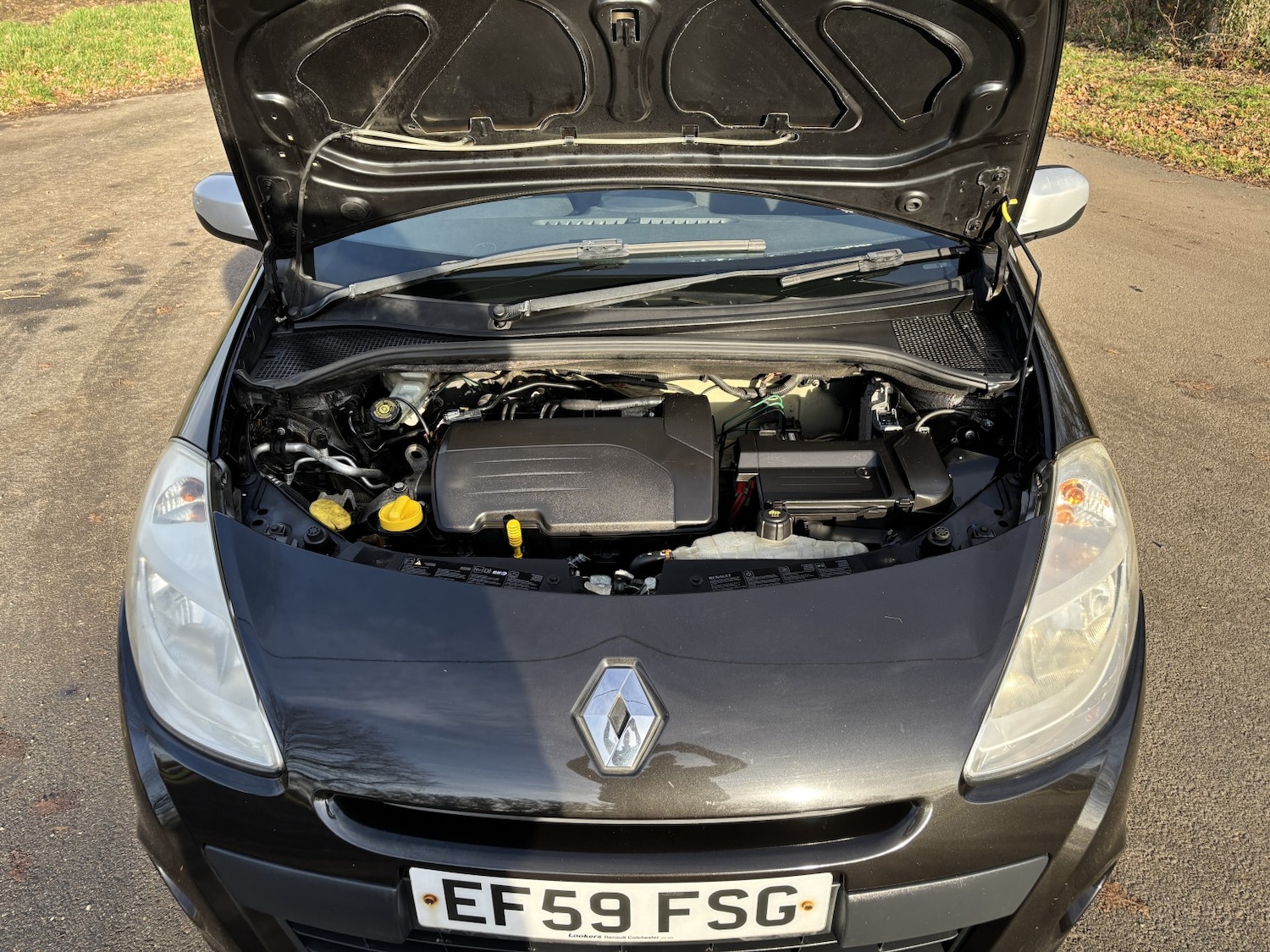 Used Renault Clio 2009 for sale - 76935319: Photo 25