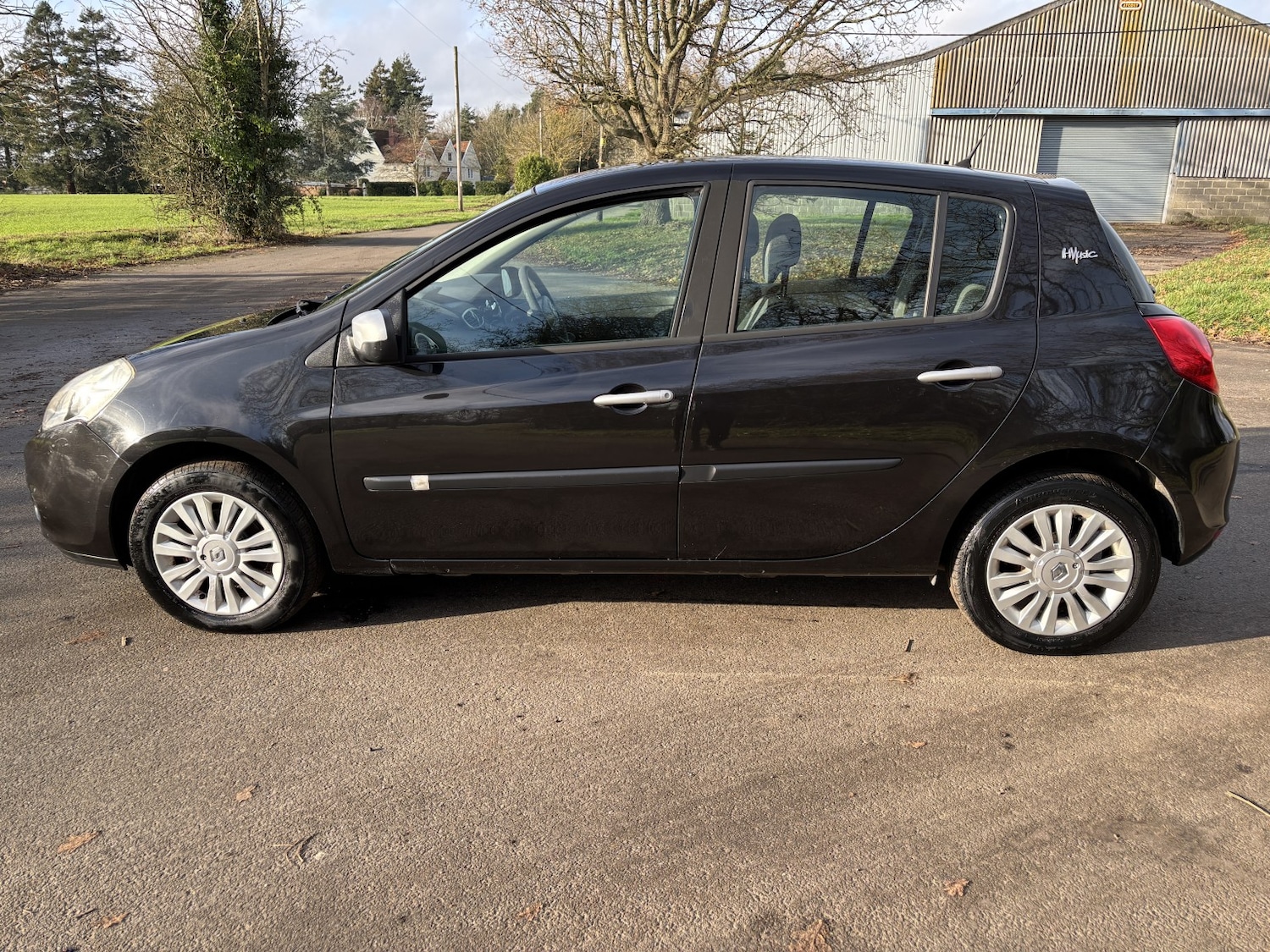 Used Renault Clio 2009 for sale - 76935319: Photo 6