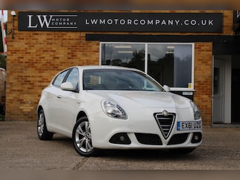 2011 (61) - 2.0 JTDM-2 Lusso Euro 5 (s/s) 5dr
