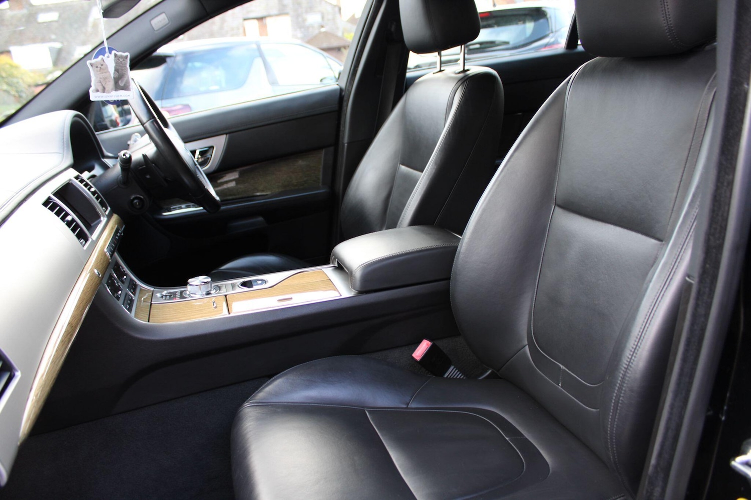 Used Jaguar XF 2013 for sale - 76849874: Photo 17