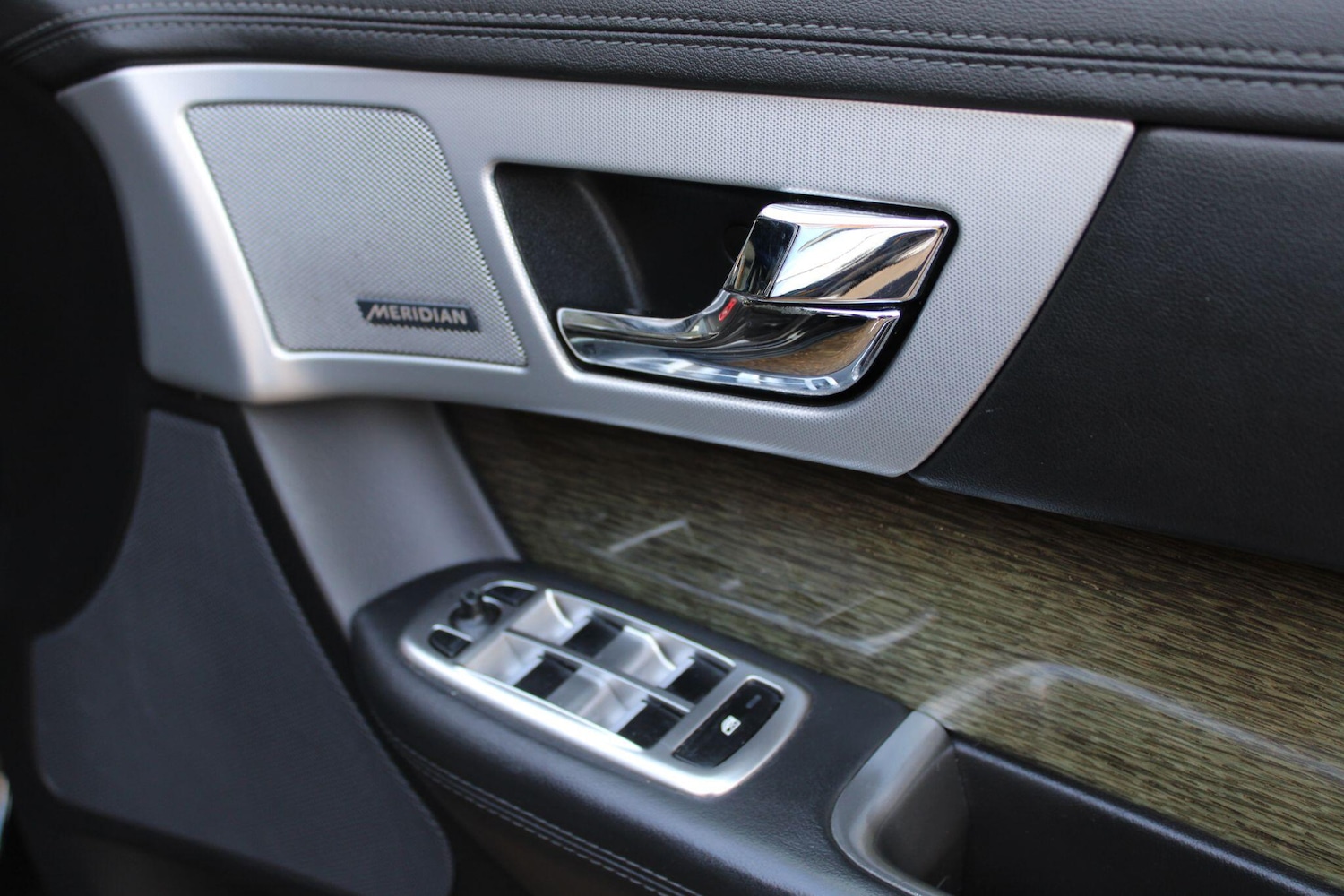 Used Jaguar XF 2013 for sale - 76849874: Photo 18