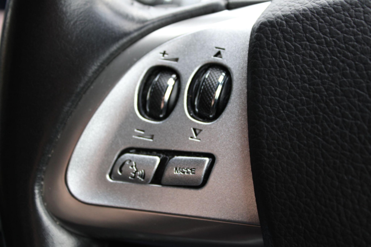 Used Jaguar XF 2013 for sale - 76849874: Photo 26