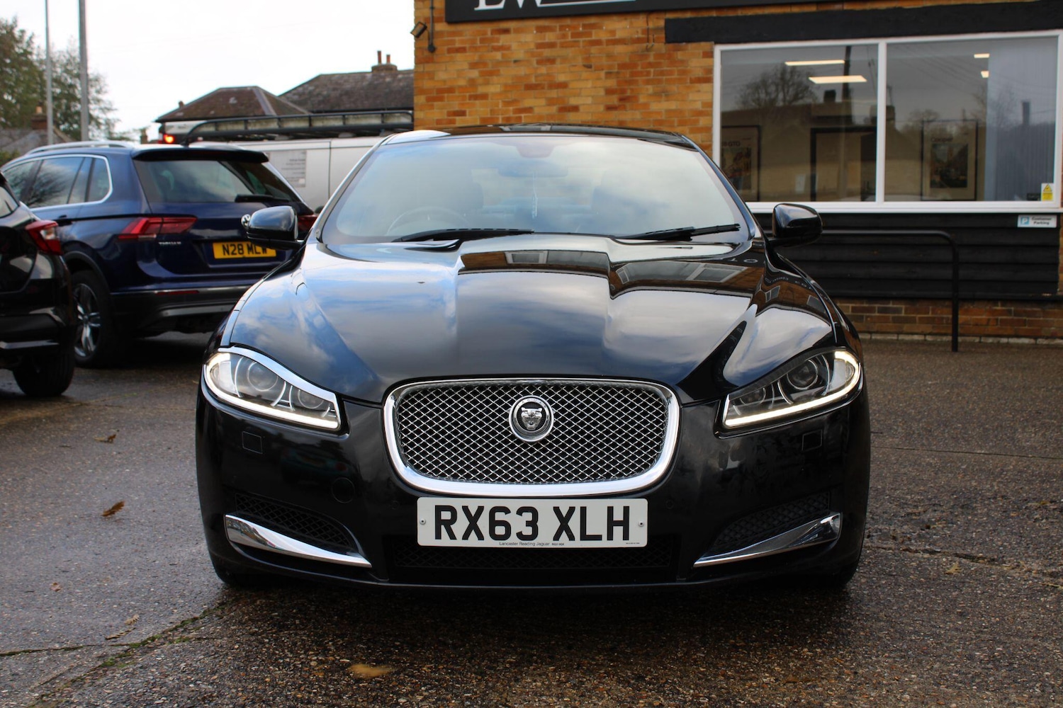 Used Jaguar XF 2013 for sale - 76849874: Photo 8