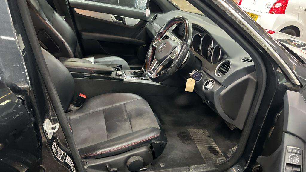 Used Mercedes-Benz C Class 2013 for sale - 77657758: Photo 9