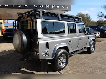 Used Land Rover Defender 110 2011 for sale - 77658180: Photo