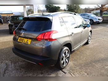 Used Peugeot 2008 2016 for sale - 78115640: Photo