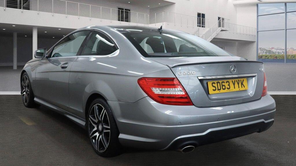 Used Mercedes-Benz C Class 2013 for sale - 77559254: Photo 3