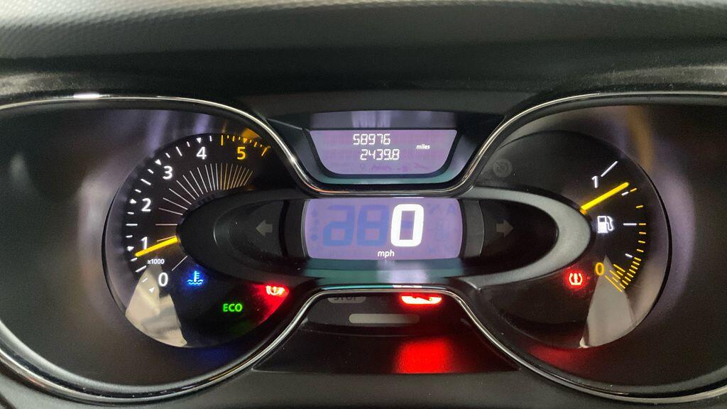 Used Renault Captur for sale - 77215521: Photo 10