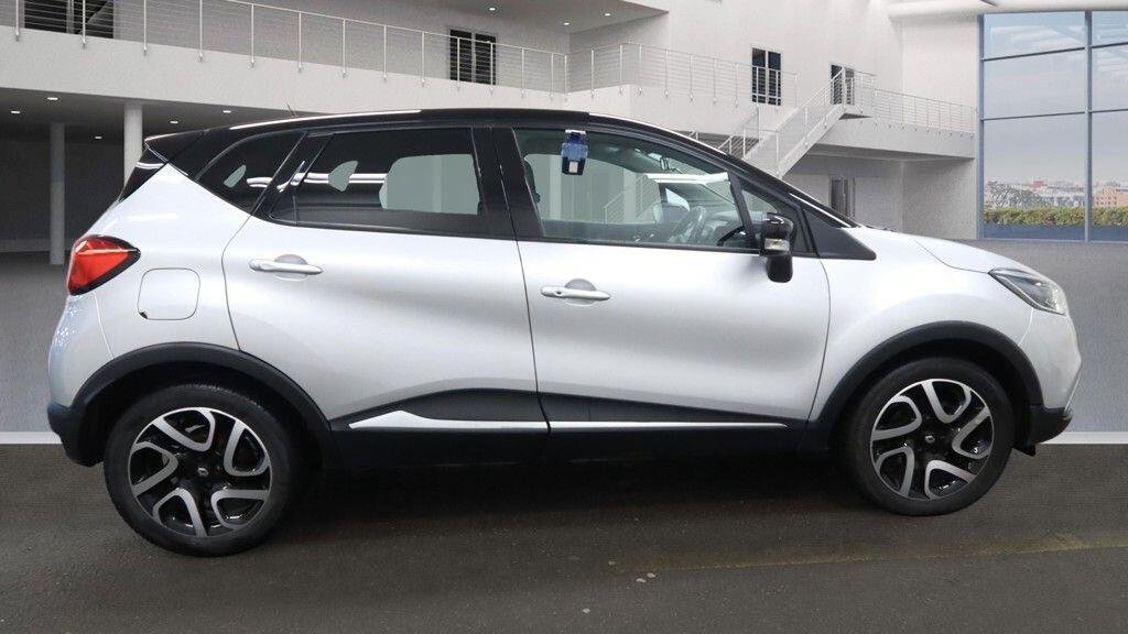 Used Renault Captur for sale - 77215521: Photo 5