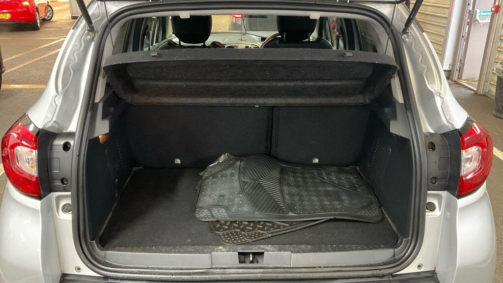 Used Renault Captur for sale - 77215521: Photo 7