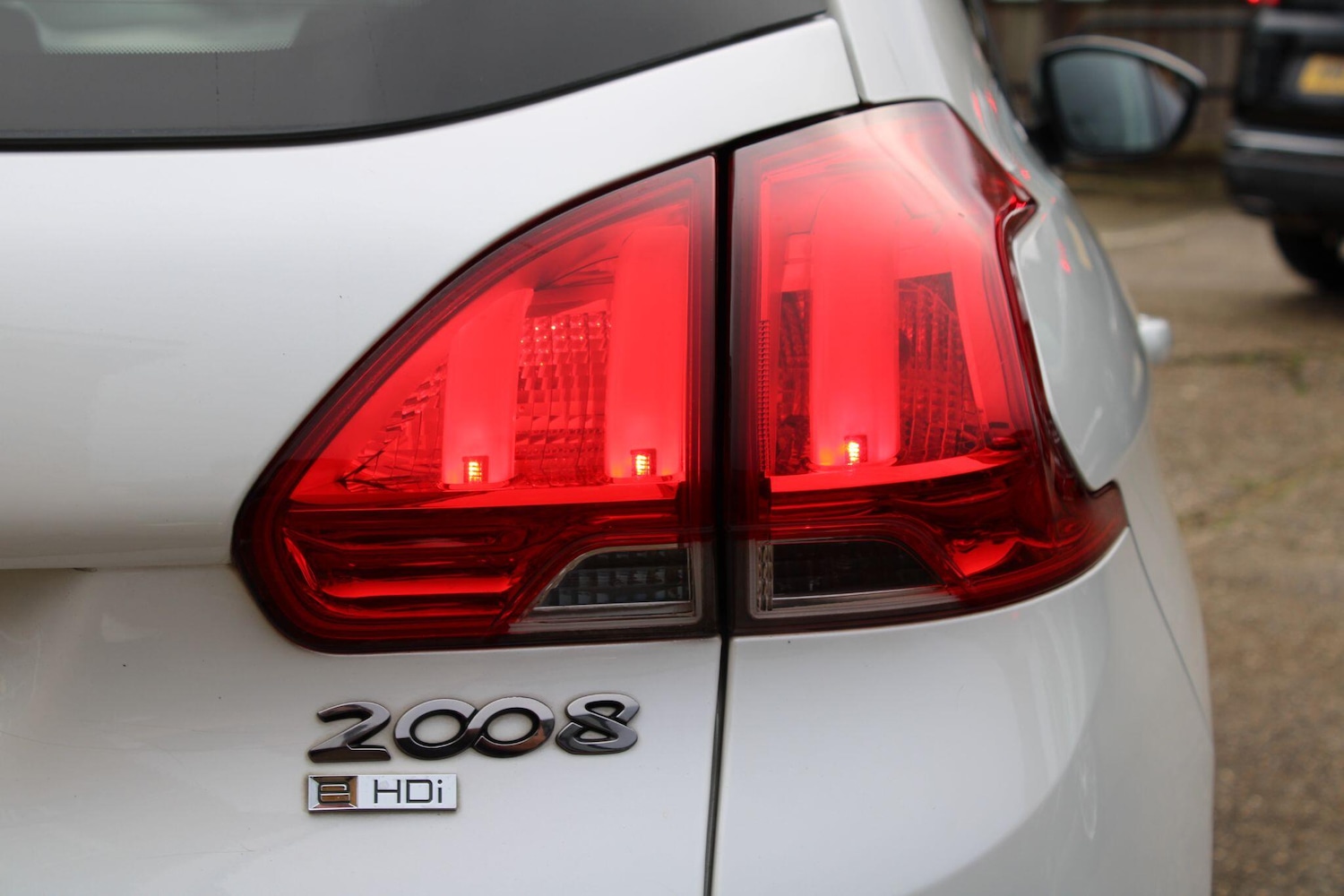 Used Peugeot 2008 2014 for sale - 76646181: Photo 12