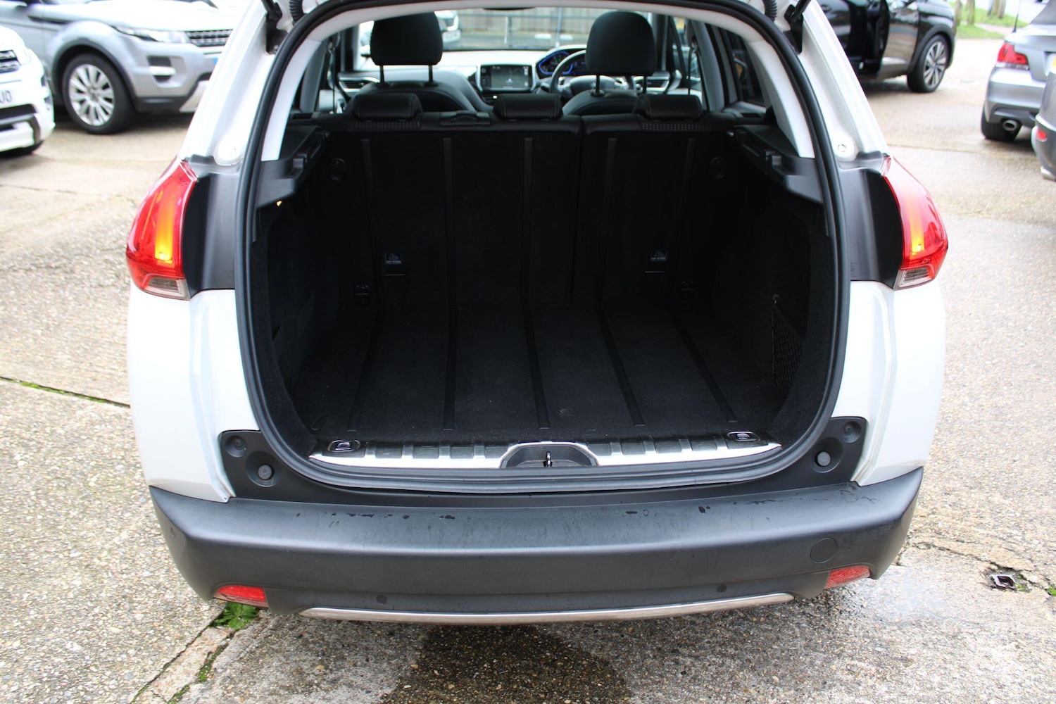 Used Peugeot 2008 2014 for sale - 76646181: Photo 13