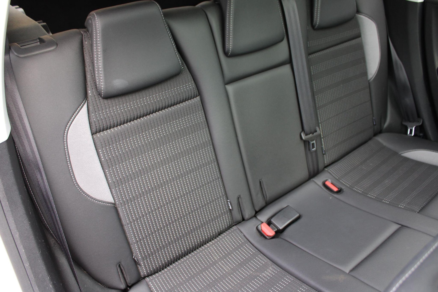 Used Peugeot 2008 2014 for sale - 76646181: Photo 15