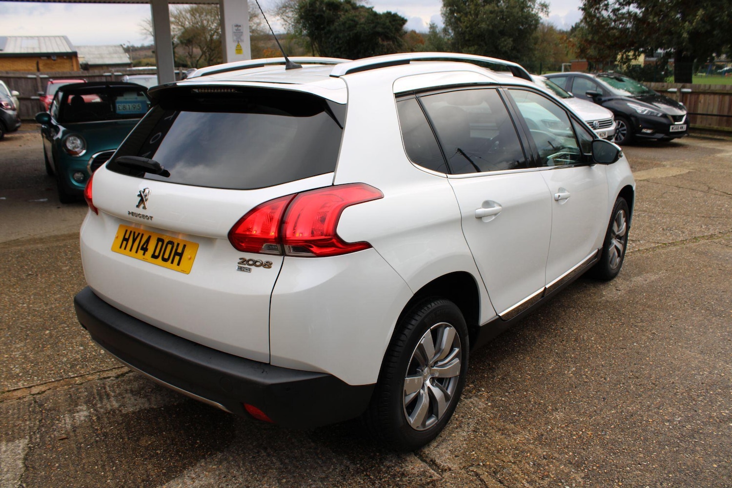 Used Peugeot 2008 2014 for sale - 76646181: Photo 3
