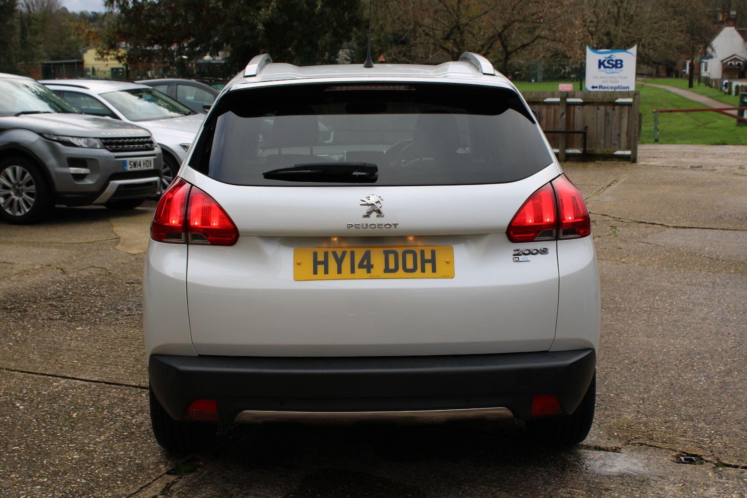 Used Peugeot 2008 2014 for sale - 76646181: Photo 4